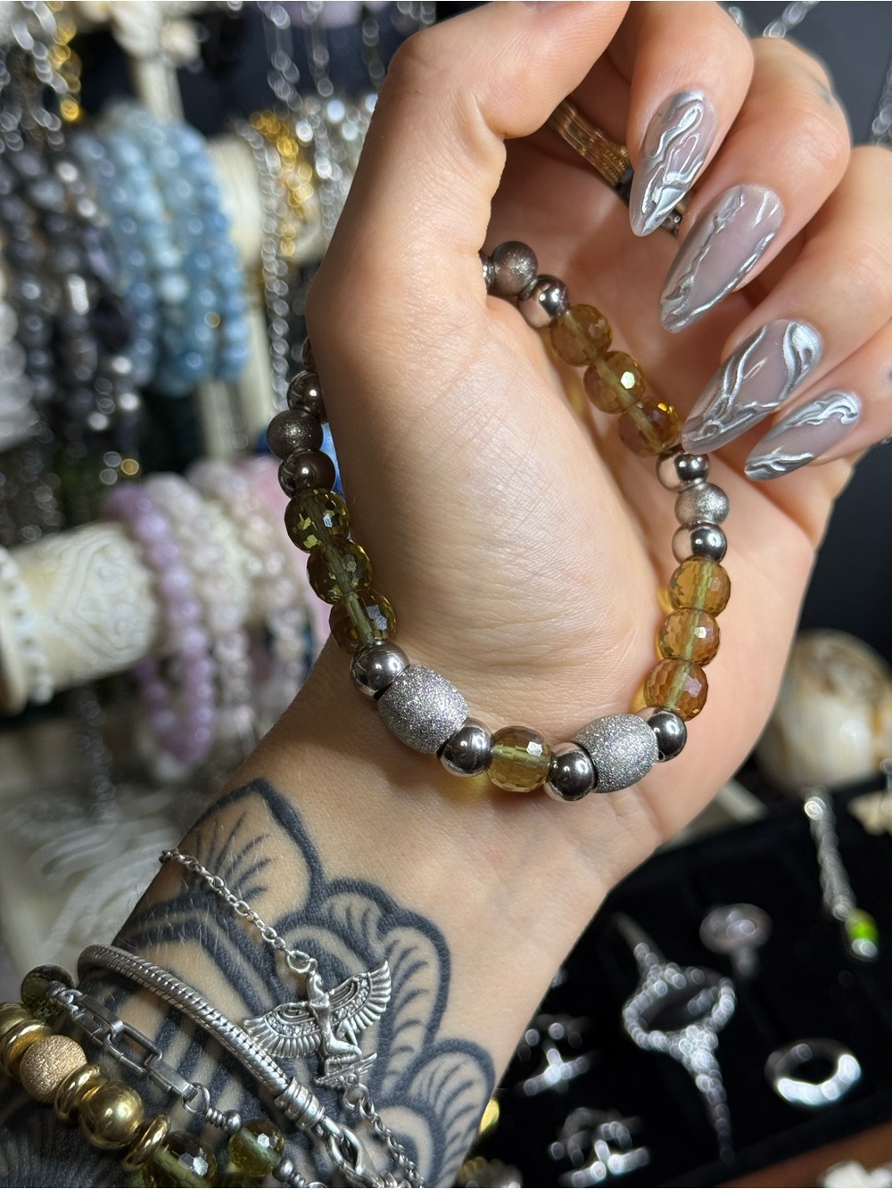 Zultanite Turkish Faceted Color Change Stretch Bracelet - Picture 6 of 10